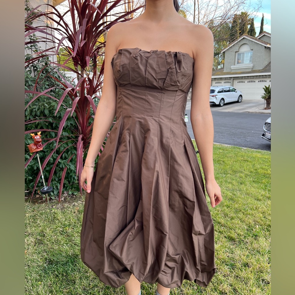 Y2K BCBGMAXAZRIA 100% Silk Brown Bubble Hem Strapless Dress size 8